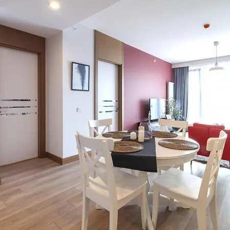 아파트 Central Flat With Balcony In Fikirtepe